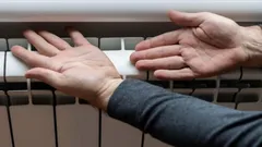 Górna część grzejnika zawsze ciepła, a dolna zimna? Zrób to, a problem zniknie