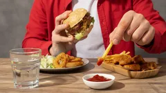 Ultraprzetworzona żywność wpływa na pamięć i nastrój: jak uniknąć negatywnych skutków?