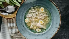 Jak ugotować rozgrzewający rosół z kurczaka, który wzmacnia odporność