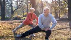 Jakie regularne ćwiczenia fizyczne wzmacniają odporność – przewodnik dla początkujących i seniorów