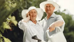 Spaceruj metodą 6-6-6: sekret energii po 60. roku życia